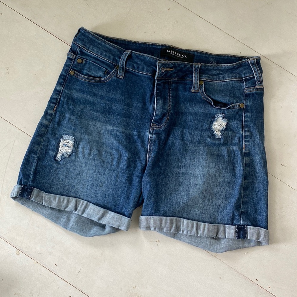 Jean distressed shorts